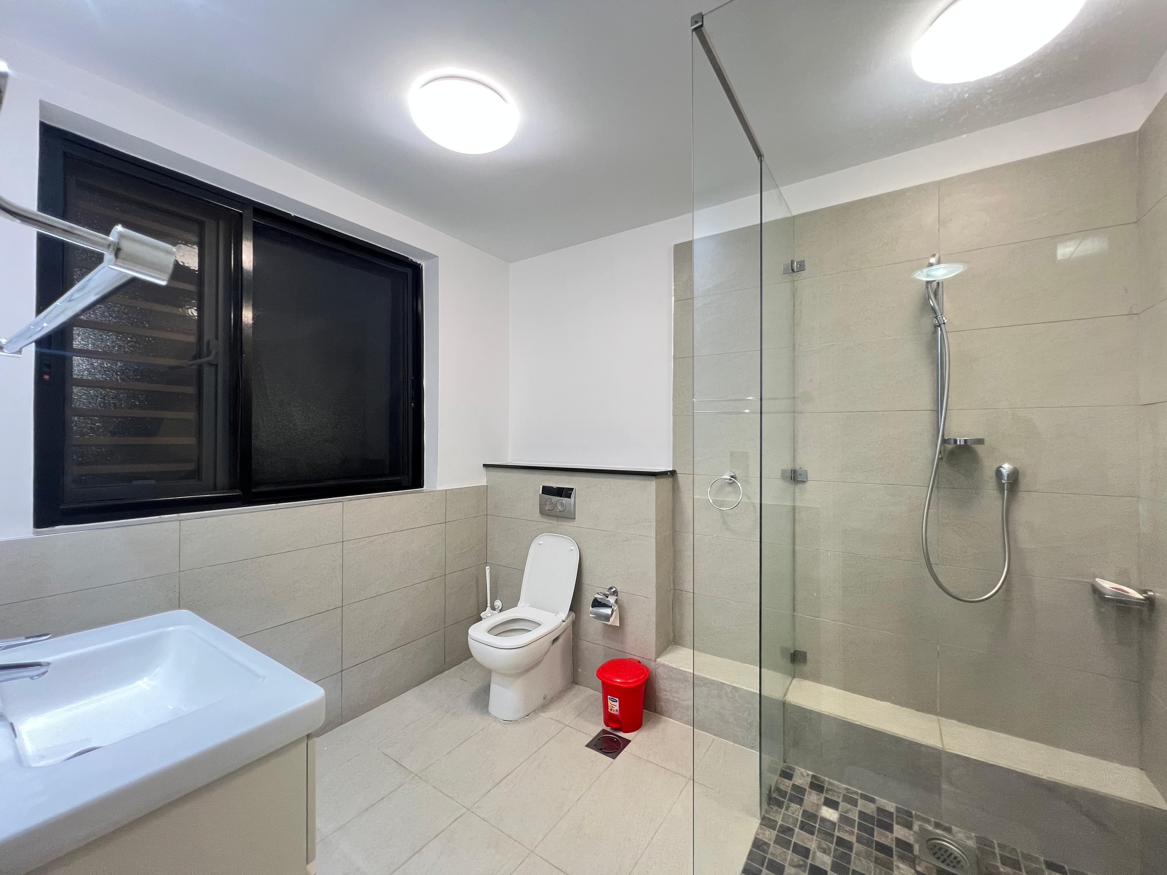 4 BEDROOM VILLA,GARDEN CITY