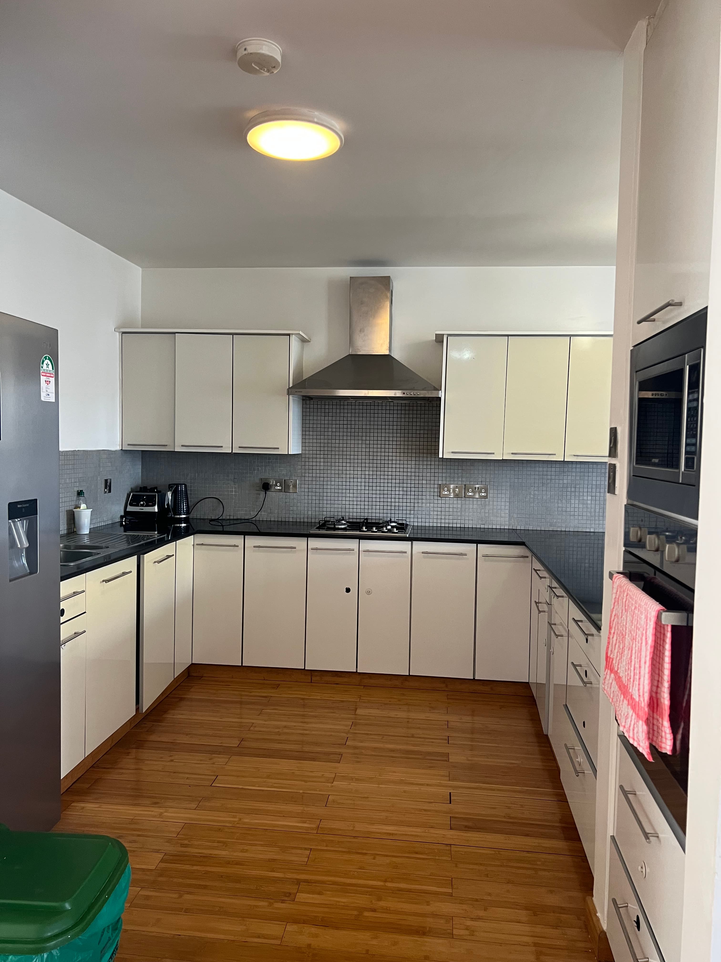 GARDEN CITY, 3 BEDROOM