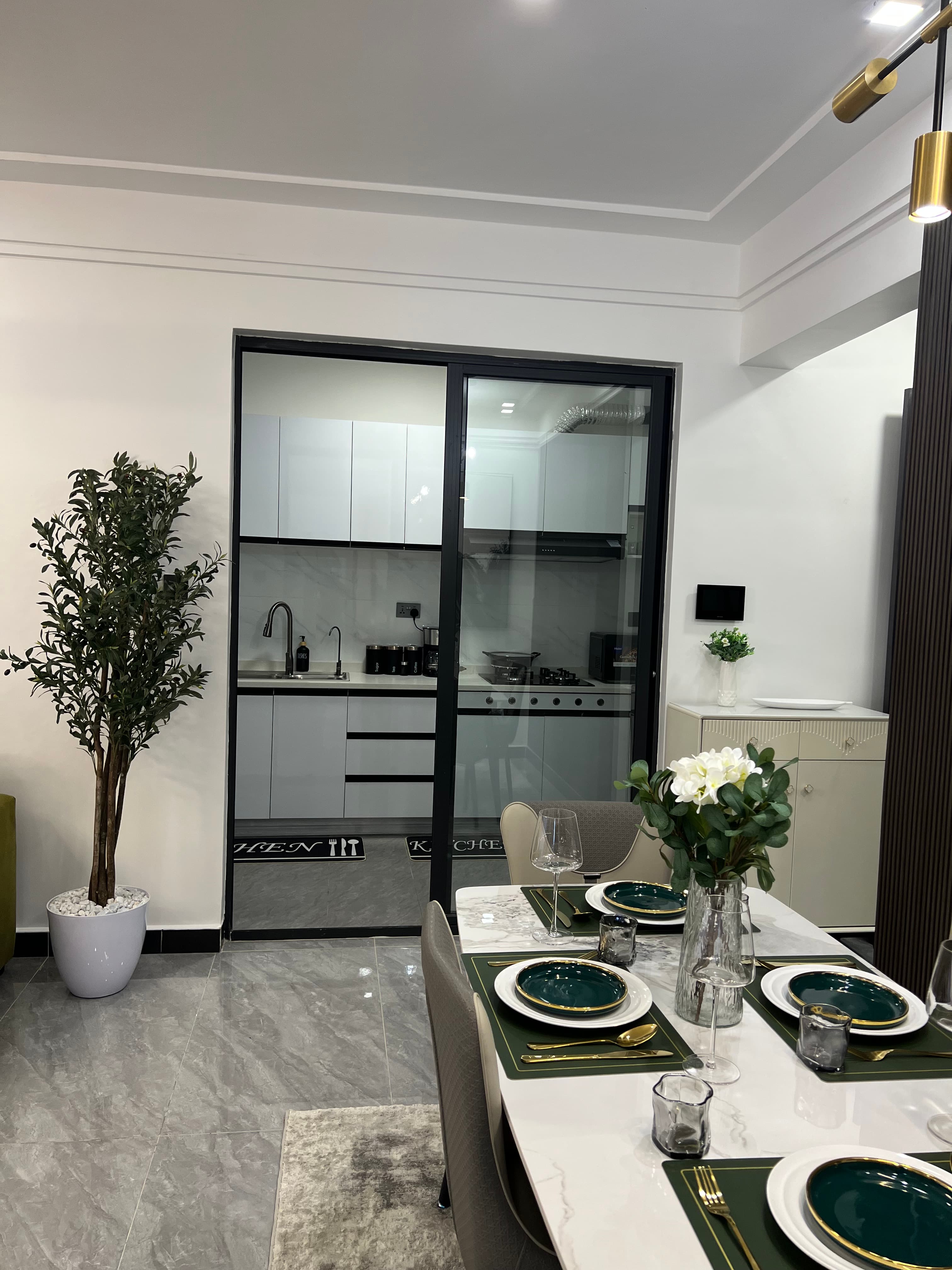 LAVINGTON,2 BEDROOM